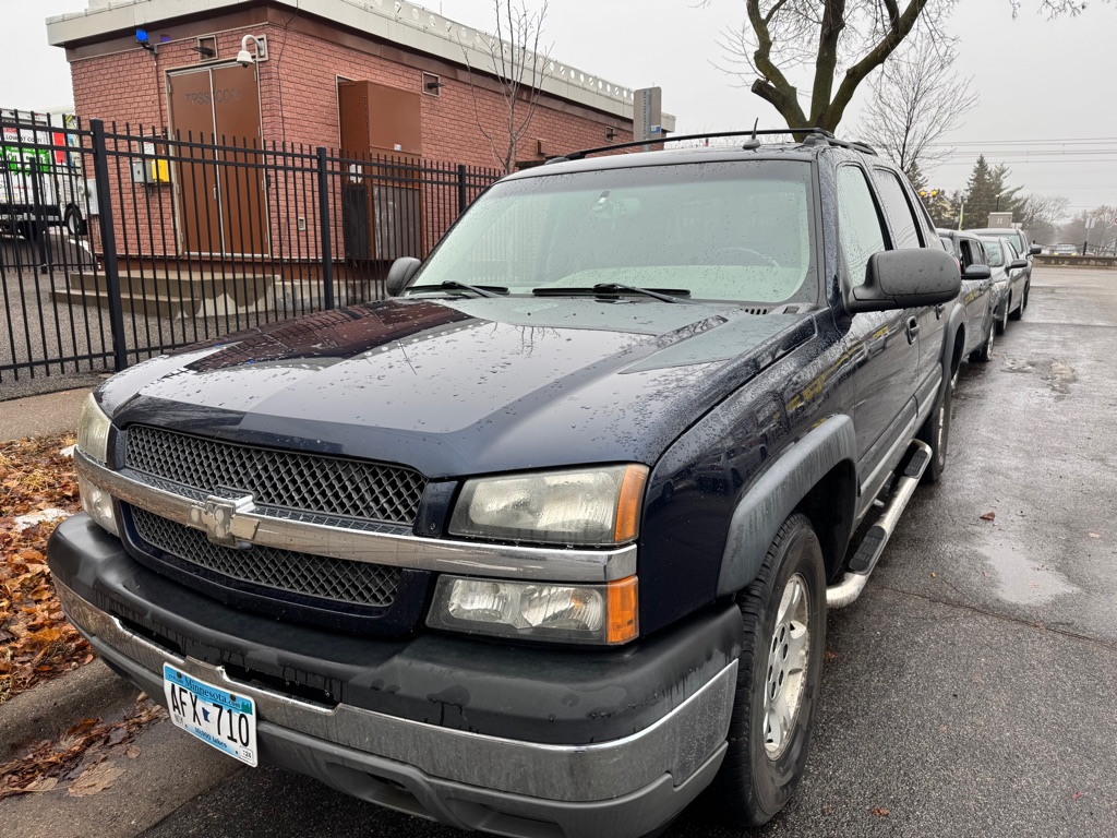 Photo 4 of this CHEVROLET AVALANCHE