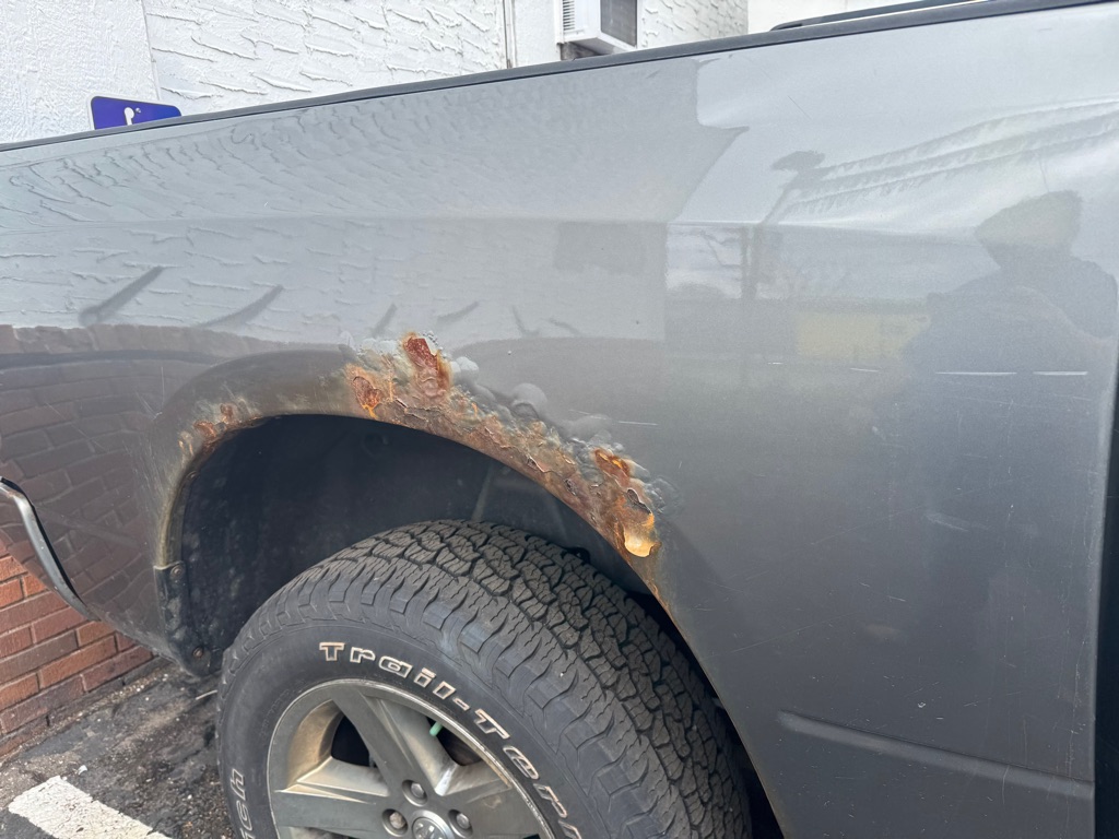 Photo 8 of this RAM 1500