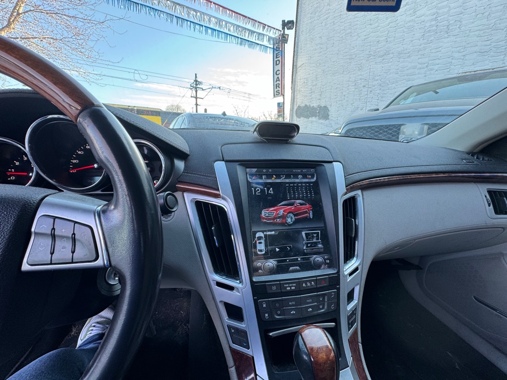 Photo 6 of this CADILLAC CTS