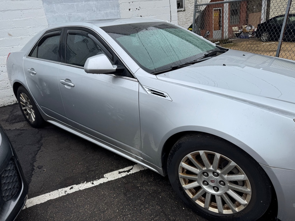 Photo 2 of this CADILLAC CTS