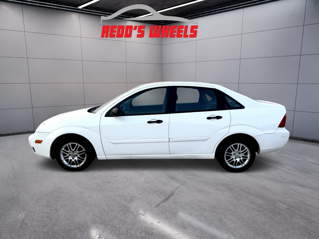 Photo 6 of this FORD FOCUS