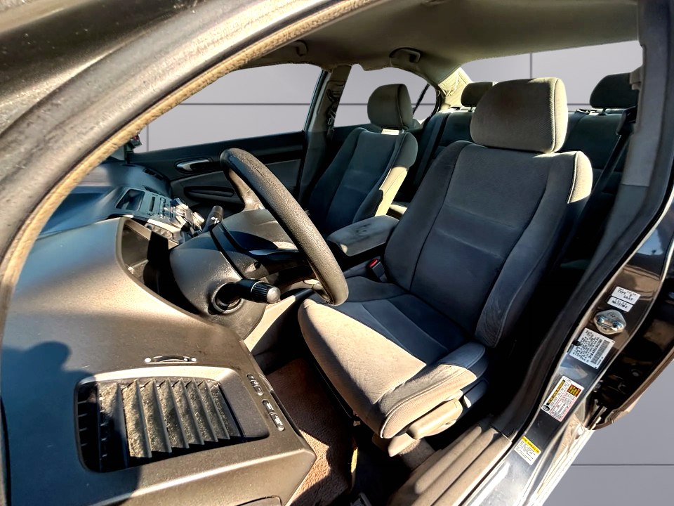 Photo 9 of this HONDA CIVIC
