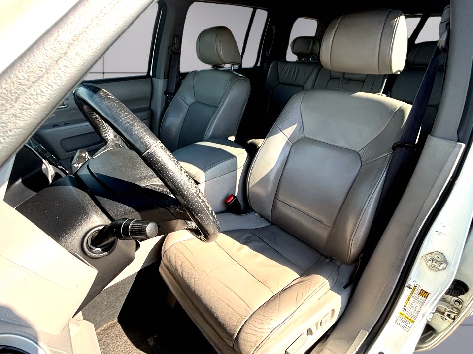 Photo 9 of this HONDA PILOT