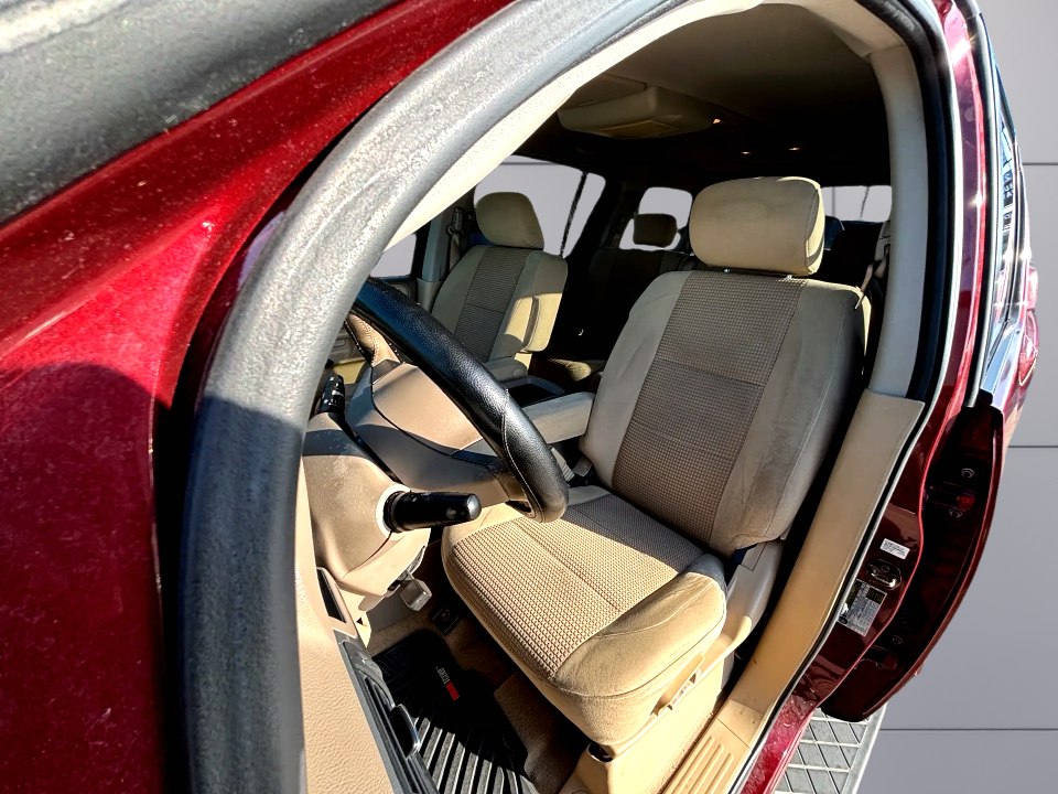 Photo 9 of this NISSAN ARMADA