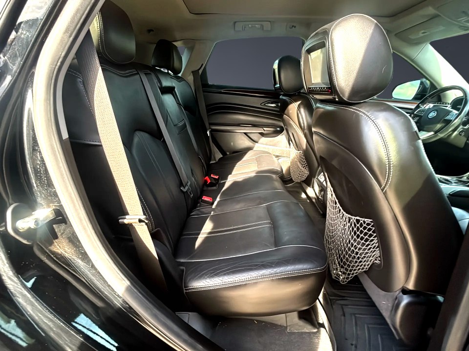 Photo 12 of this CADILLAC SRX