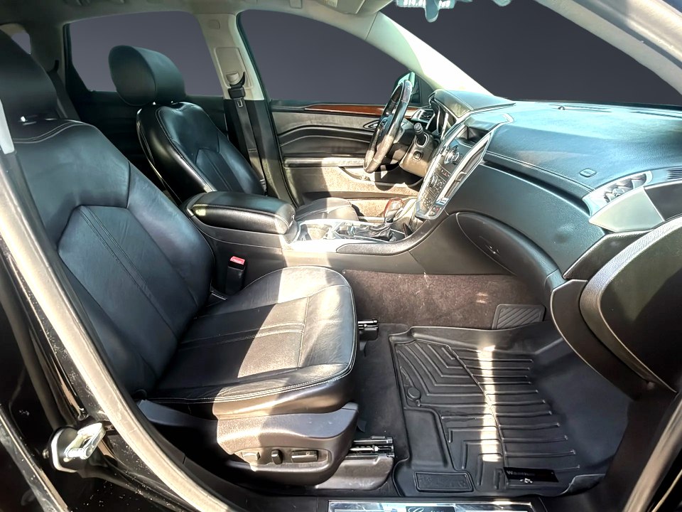 Photo 10 of this CADILLAC SRX