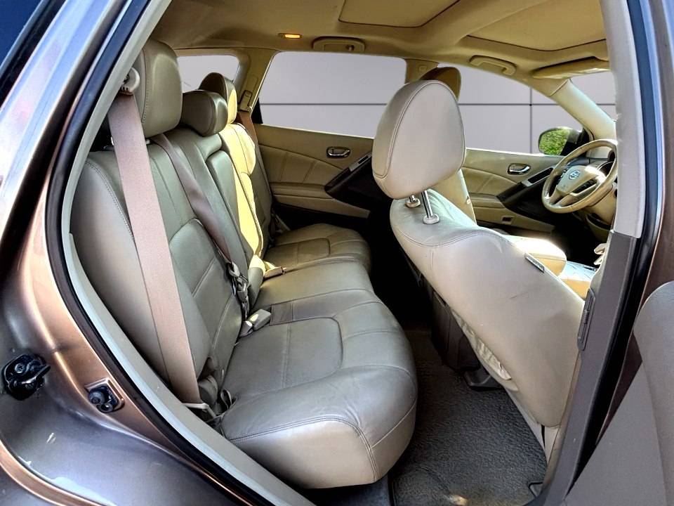 Photo 12 of this NISSAN MUR