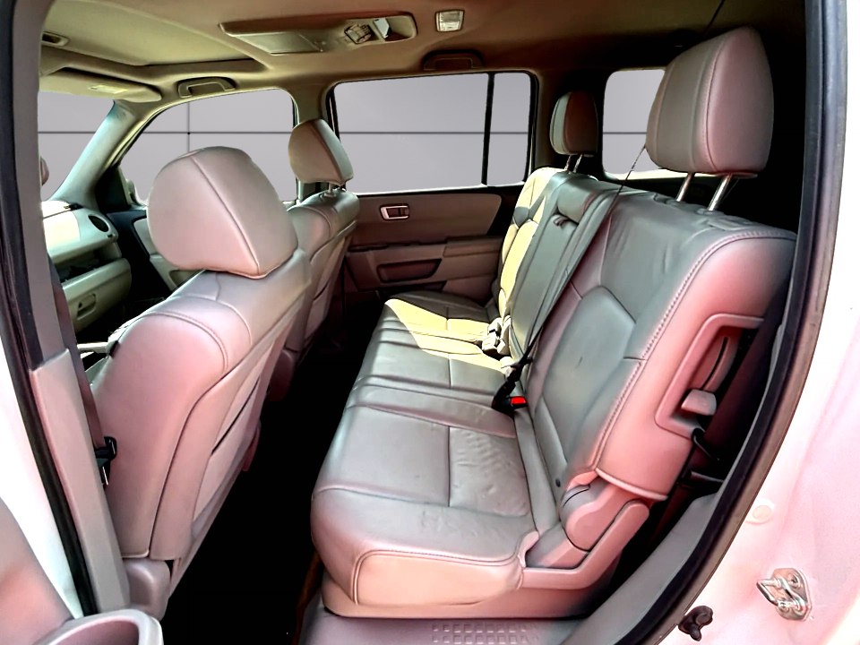 Photo 13 of this HONDA PILOT