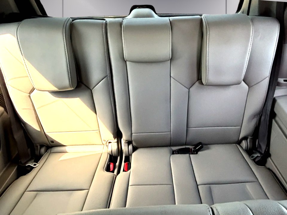Photo 14 of this HONDA PILOT