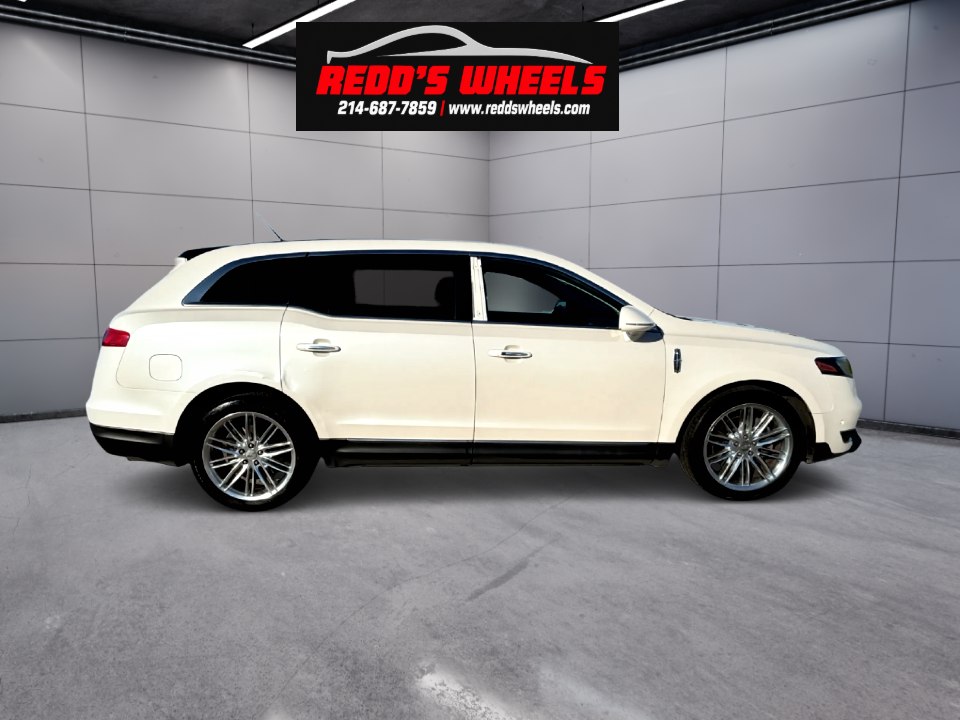 Photo 5 of this LINCOLN MKT