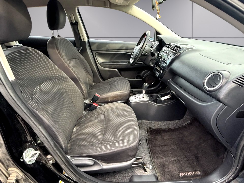 Photo 10 of this MITSUBISHI MIRAGE