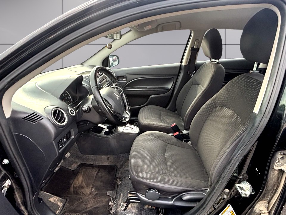 Photo 8 of this MITSUBISHI MIRAGE