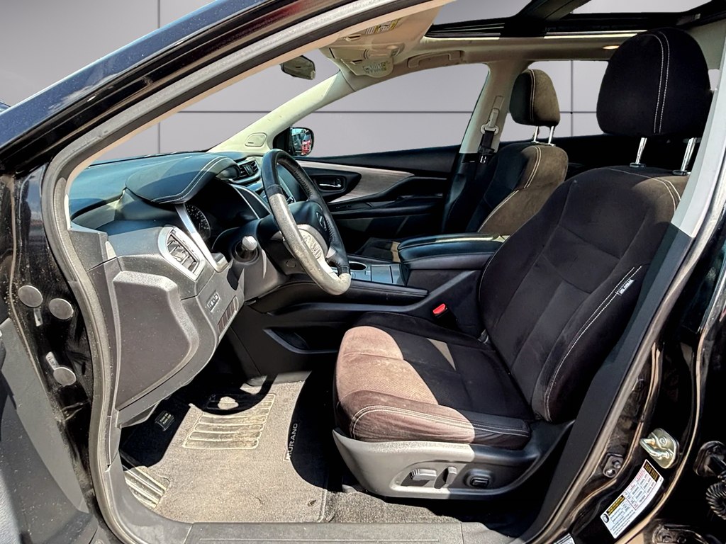 Photo 8 of this NISSAN MURANO