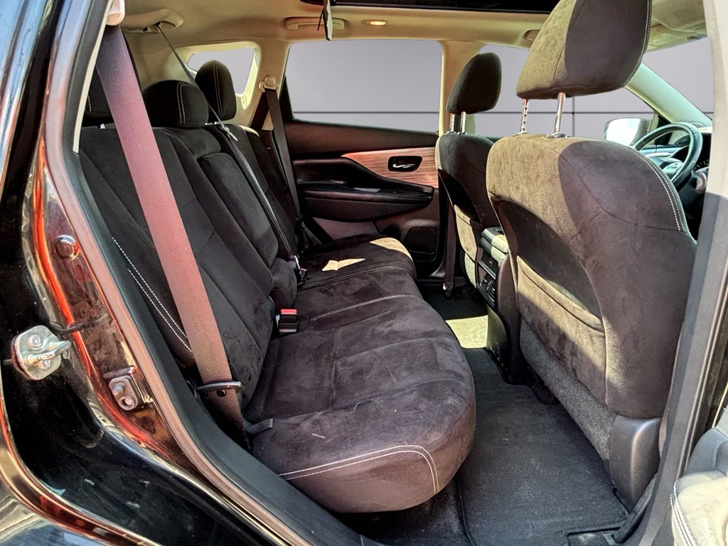 Photo 12 of this NISSAN MURANO