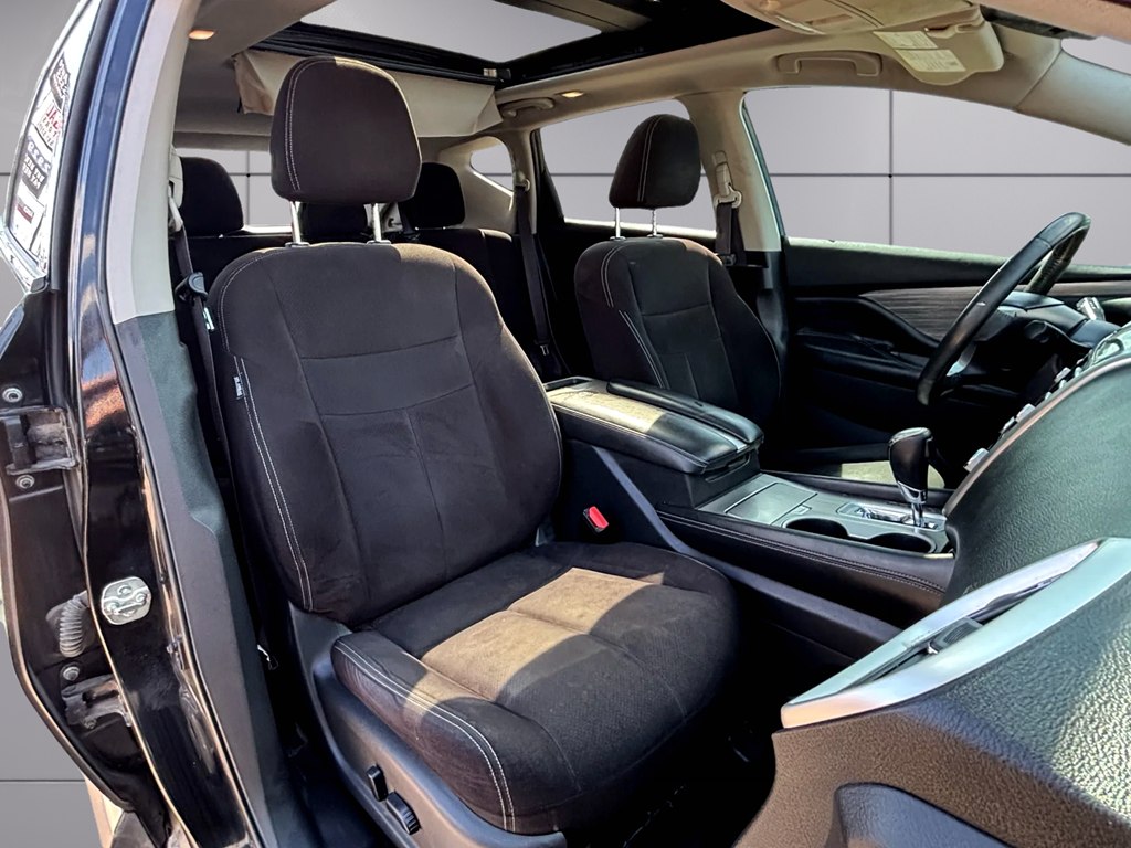 Photo 11 of this NISSAN MURANO