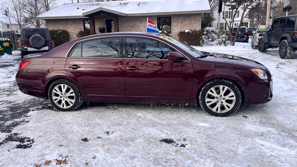 Photo 9 of this TOYOTA AVALON