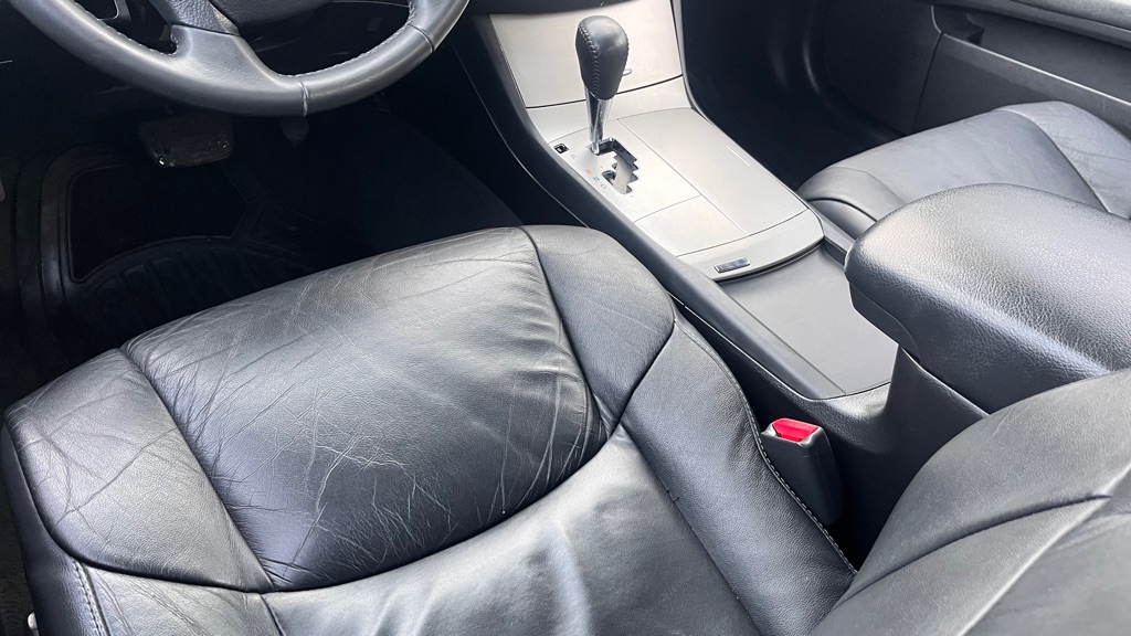Photo 29 of this TOYOTA AVALON