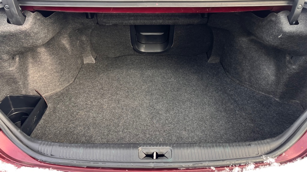 Photo 33 of this TOYOTA AVALON