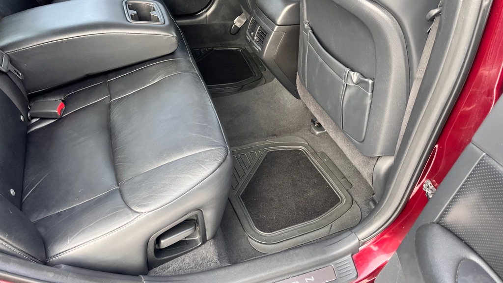 Photo 25 of this TOYOTA AVALON