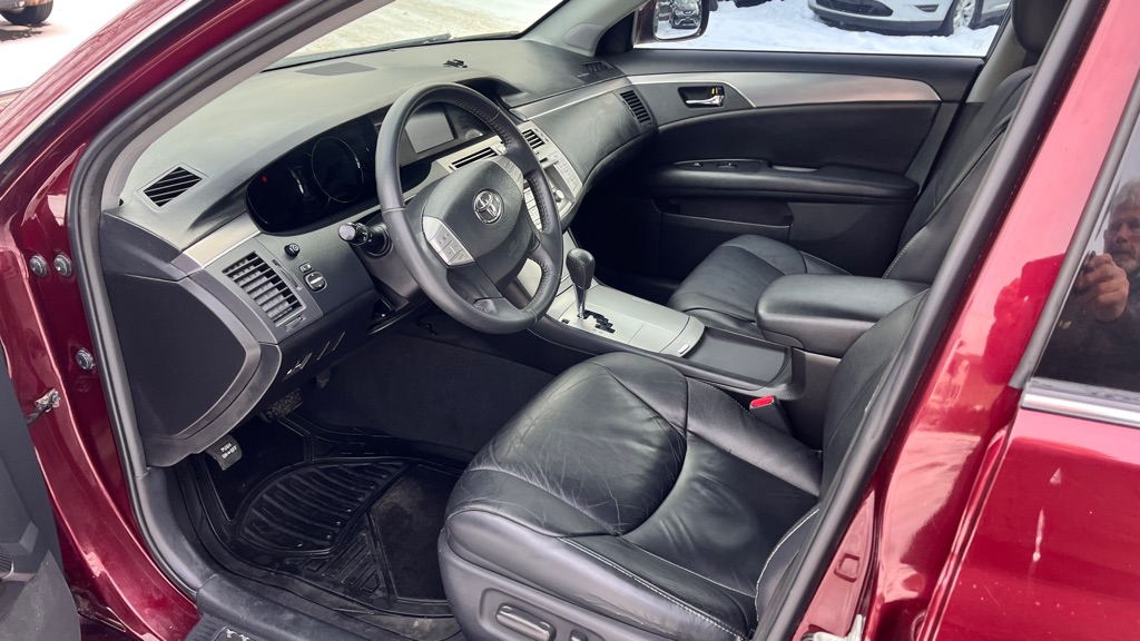 Photo 15 of this TOYOTA AVALON