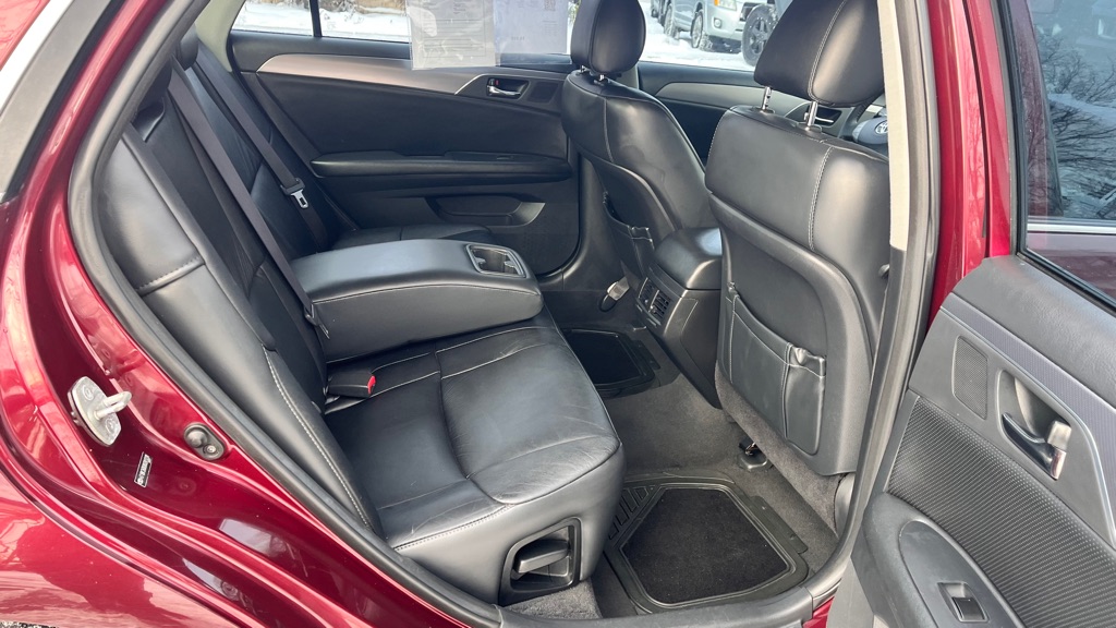 Photo 27 of this TOYOTA AVALON