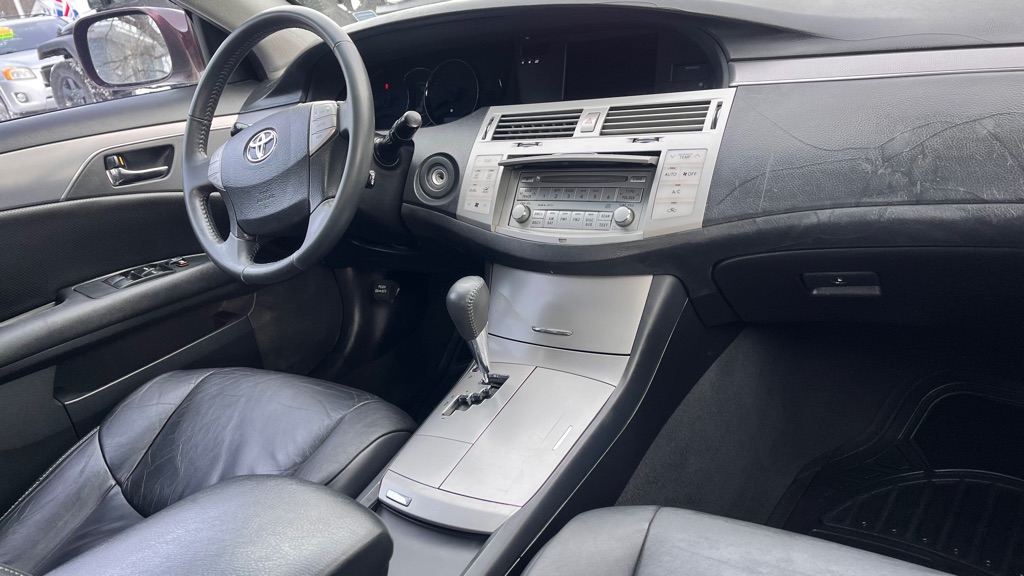 Photo 24 of this TOYOTA AVALON