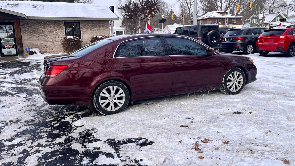 Photo 8 of this TOYOTA AVALON