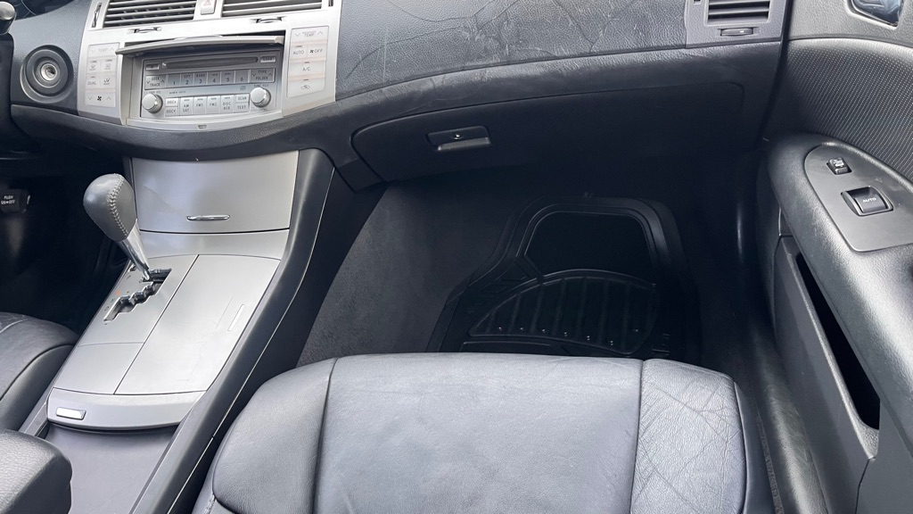 Photo 23 of this TOYOTA AVALON