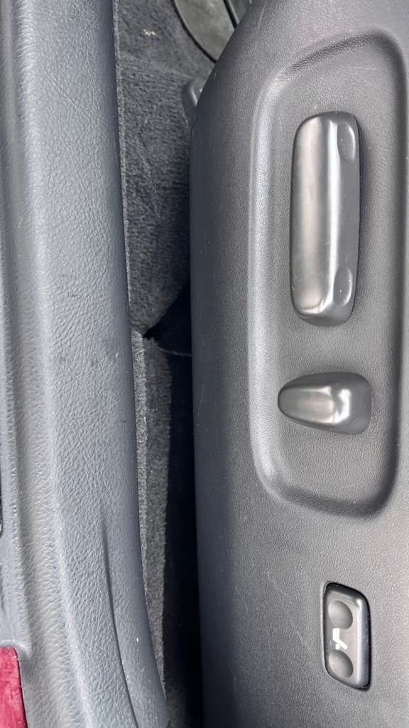 Photo 17 of this TOYOTA AVALON