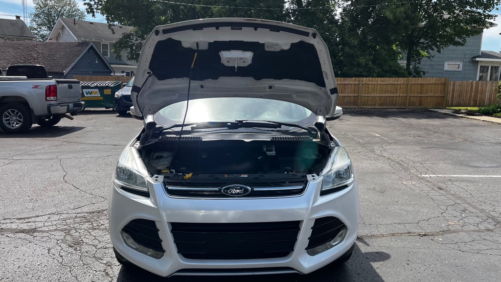 Photo 15 of this FORD ESCAPE