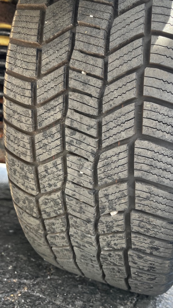 Photo 48 of this FORD ESCAPE