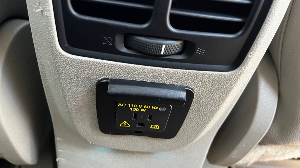 Photo 36 of this FORD ESCAPE