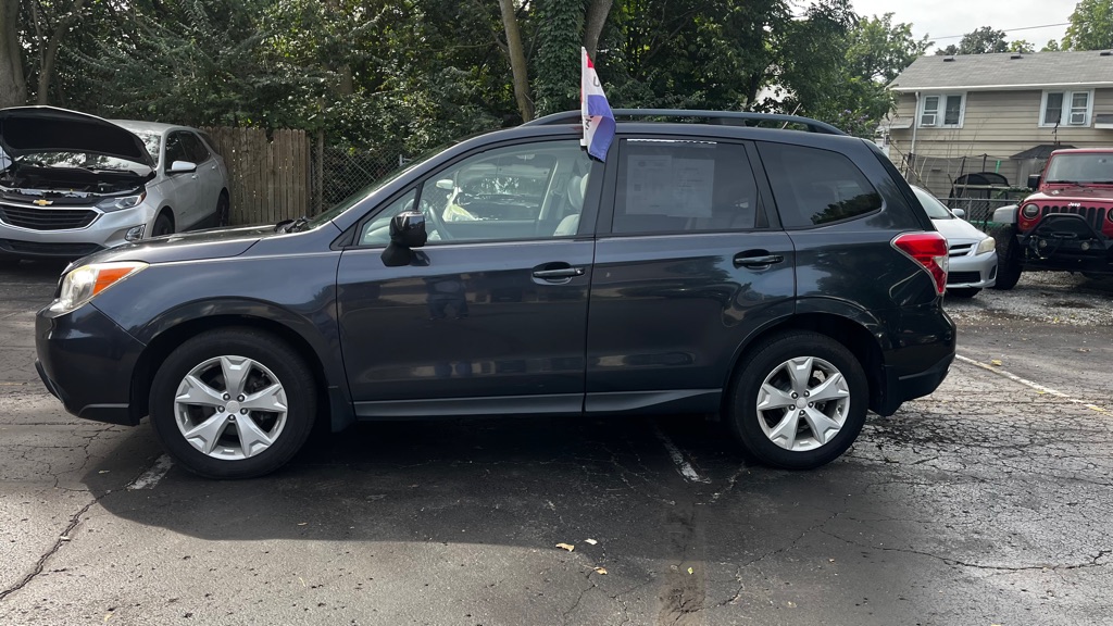 Photo 2 of this SUBARU FORESTER