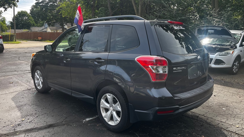 Photo 4 of this SUBARU FORESTER