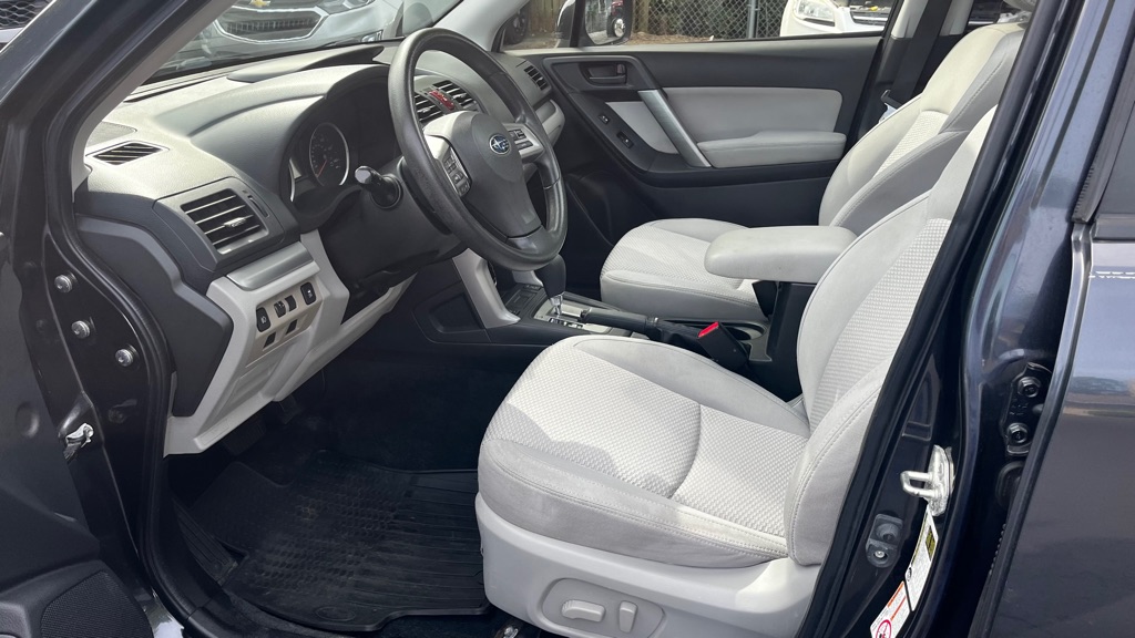 Photo 22 of this SUBARU FORESTER