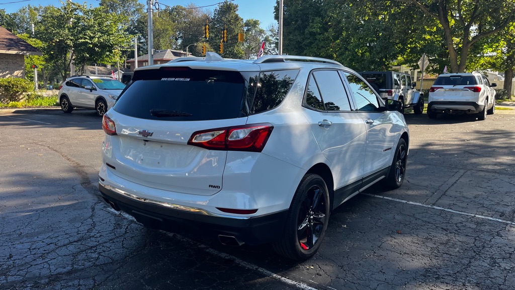 Photo 6 of this CHEVROLET EQUINOX
