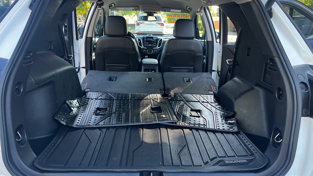Photo 46 of this CHEVROLET EQUINOX
