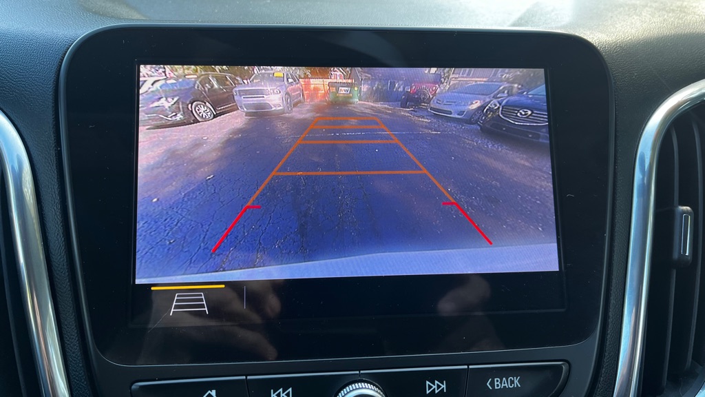 Photo 18 of this CHEVROLET EQUINOX