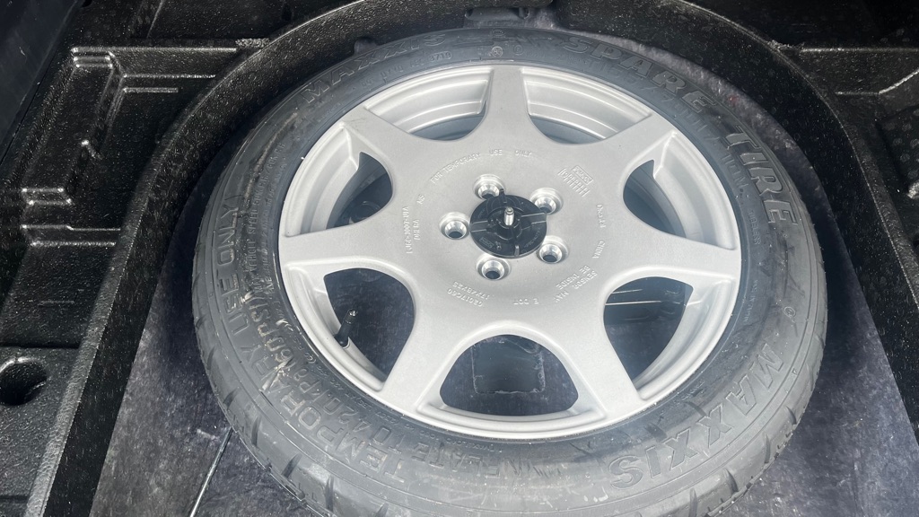 Photo 52 of this FORD ESCAPE