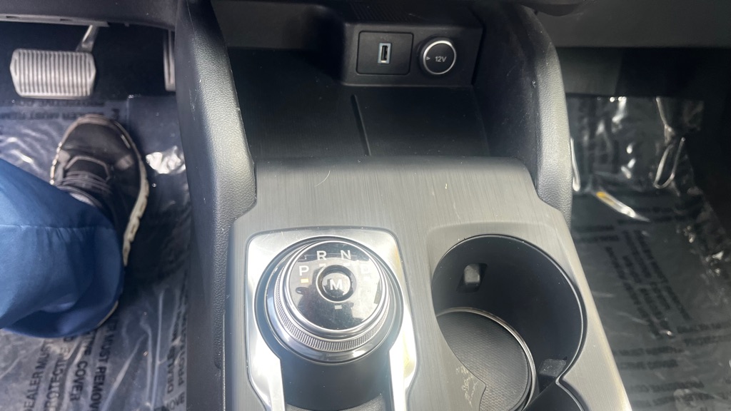 Photo 24 of this FORD ESCAPE
