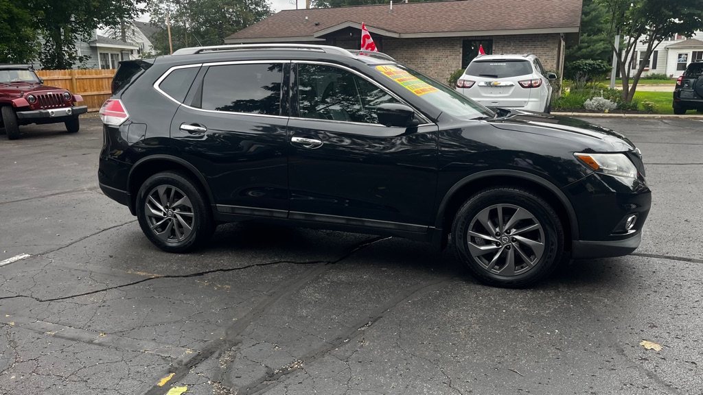 Photo 10 of this NISSAN ROGUE
