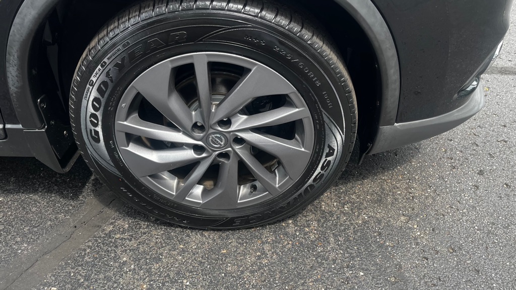 Photo 53 of this NISSAN ROGUE
