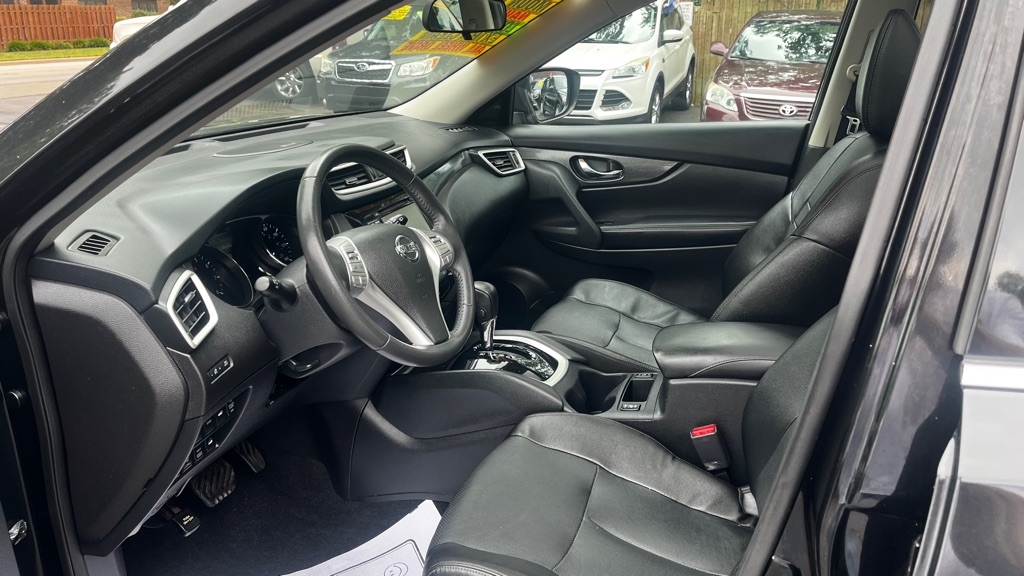 Photo 24 of this NISSAN ROGUE