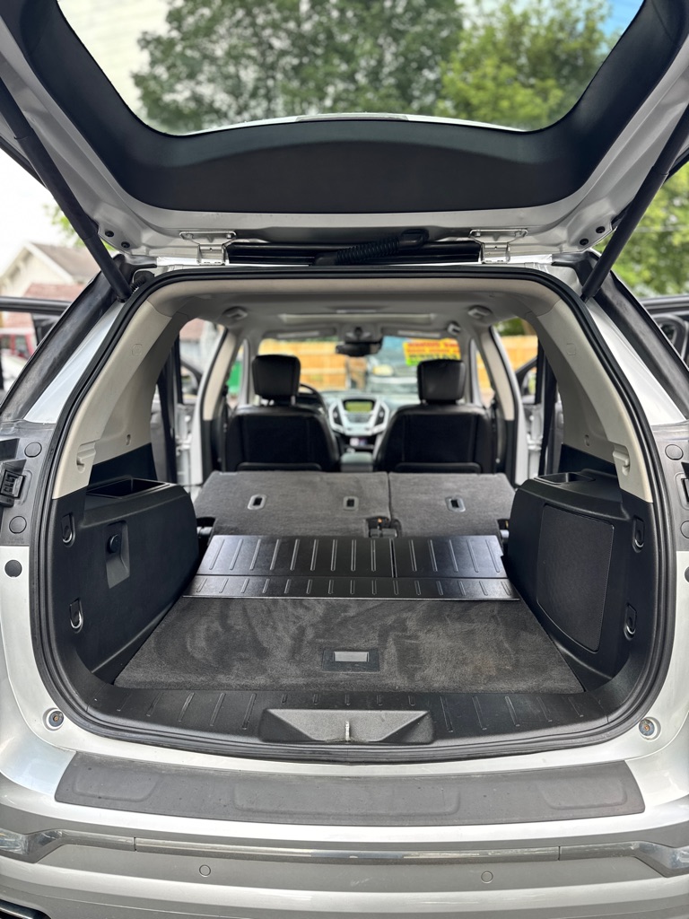 Photo 33 of this GMC TERRAIN