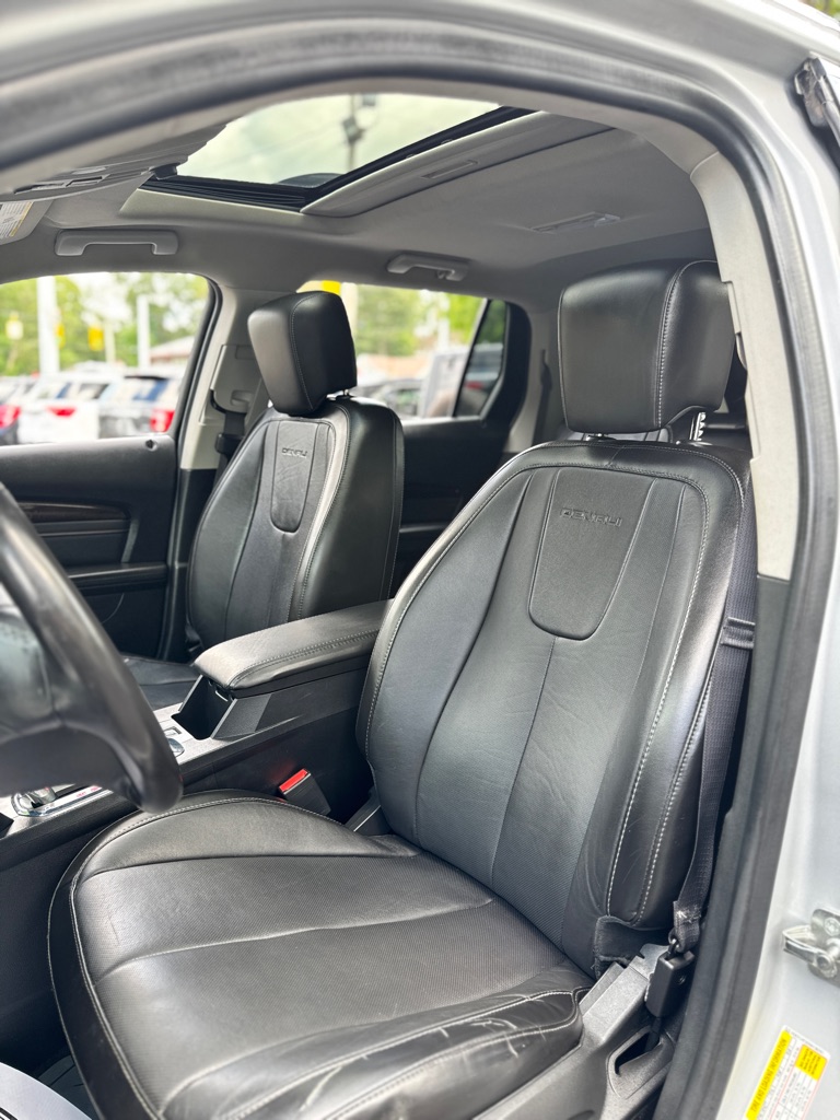 Photo 19 of this GMC TERRAIN