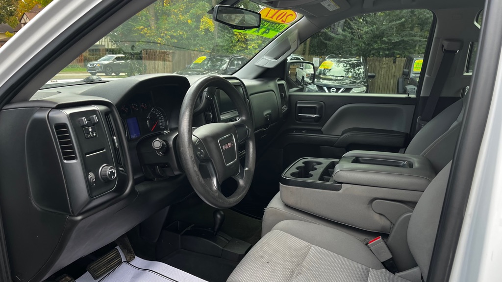 Photo 29 of this GMC SIERRA 1500