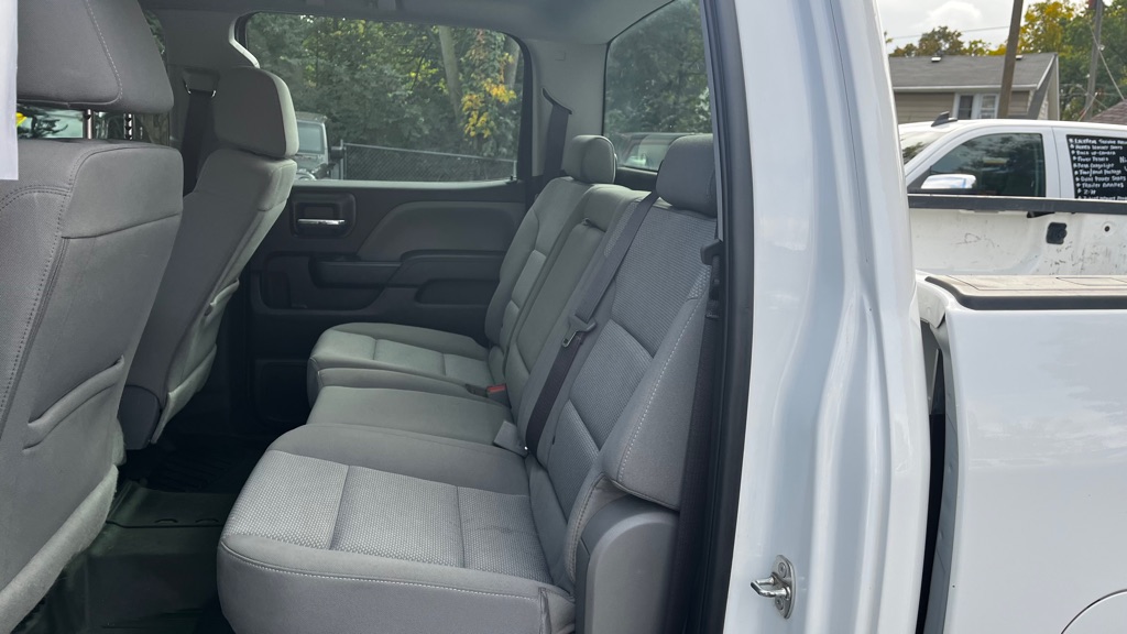 Photo 42 of this GMC SIERRA 1500