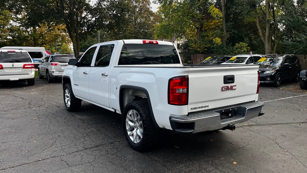 Photo 5 of this GMC SIERRA 1500