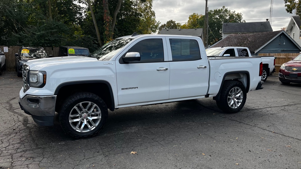 Photo 2 of this GMC SIERRA 1500
