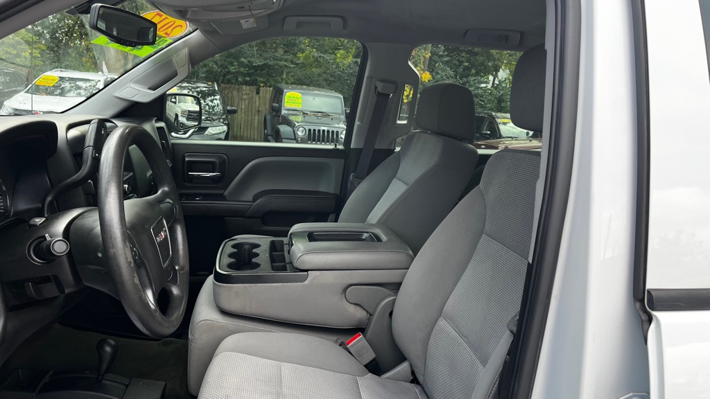 Photo 30 of this GMC SIERRA 1500